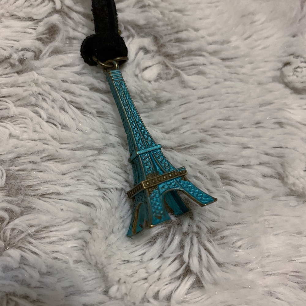 Eiffel tower necklace